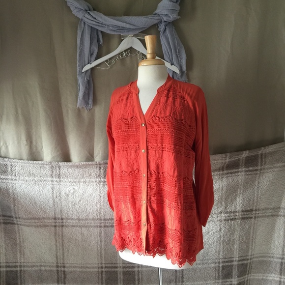 Nurture Tops - FINAL$ NURTURE CORAL LACE LAYERED BUTTON UP V NECK